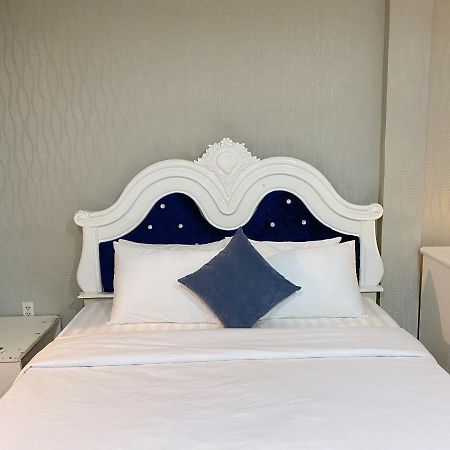 Crowne Bui Vien Hotel Хошимин Екстериор снимка