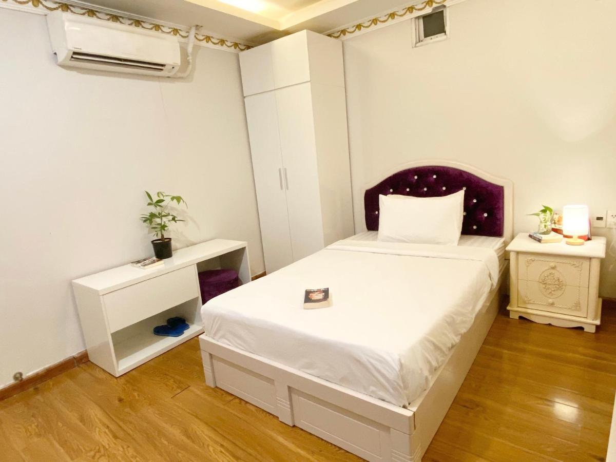 Crowne Bui Vien Hotel Хошимин Екстериор снимка